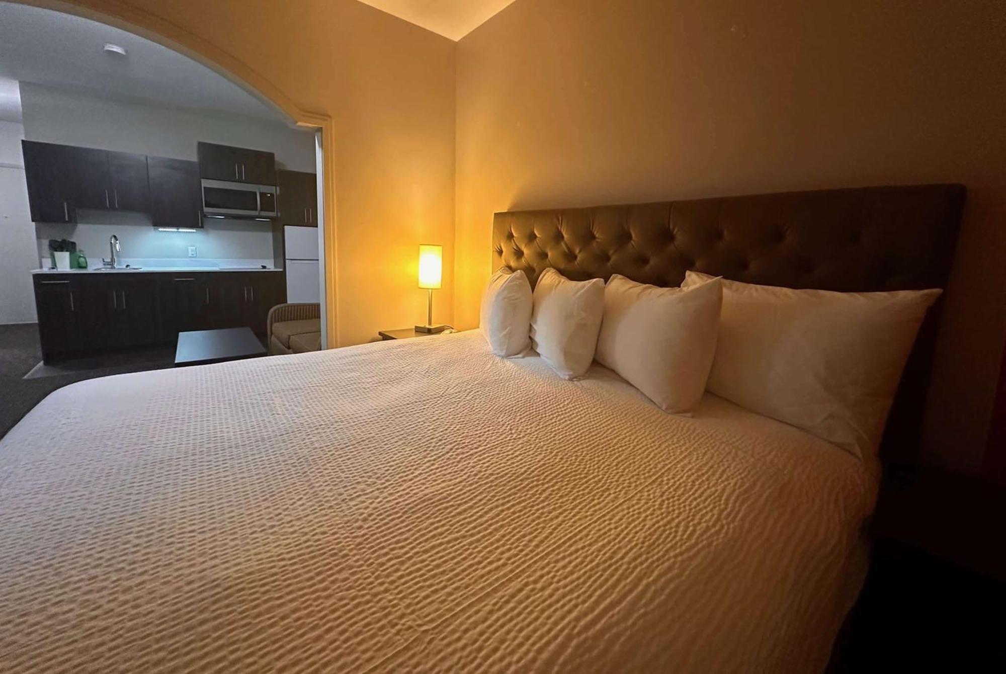 Hotel Estevan Buitenkant foto